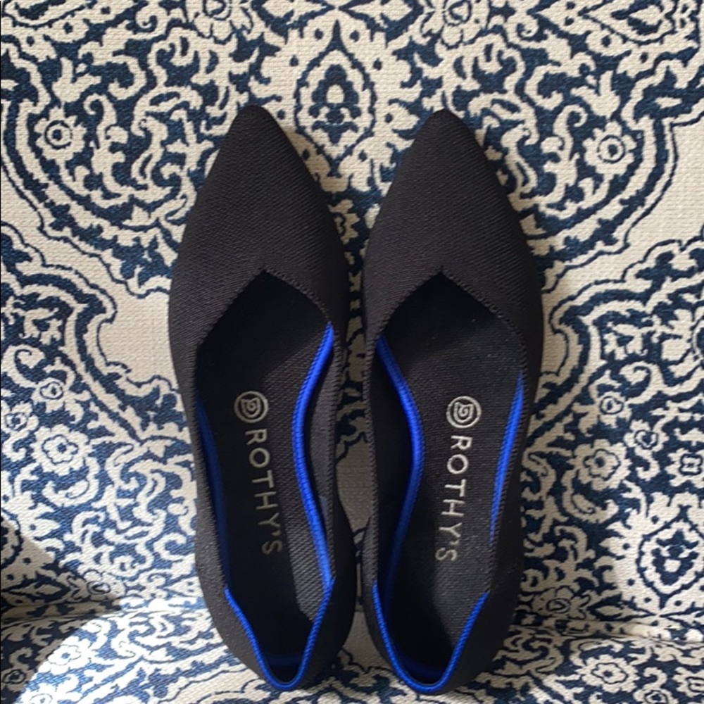 Rothy’s The Point flat